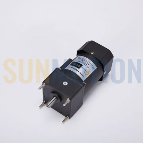 1U2A8415