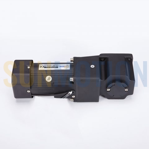 1U2A8452